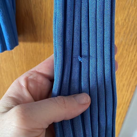 Veronica Beard- Blue long sleeve shirt! - Picture 5 of 5